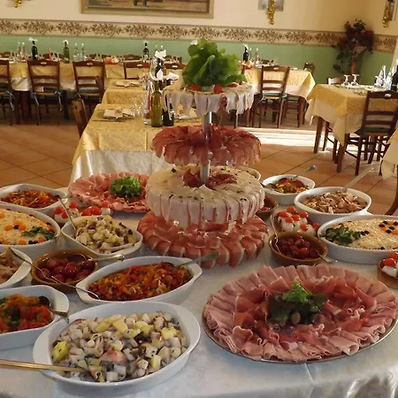 Hotel Il Campanile - La Cantina Del Pittore
